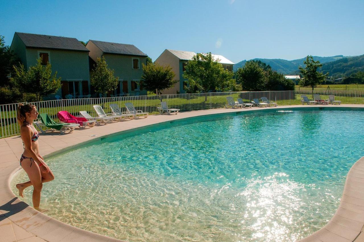 T3 La Savane Saint Geniez D'Olt 2 Piscines Chauffees Dans Une Charmante Residence De Vacances Exterior photo
